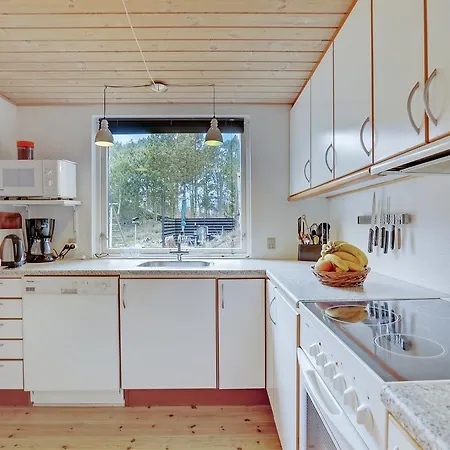 Three-bedroom Holiday In *