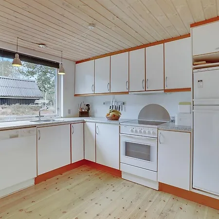 Three-bedroom Holiday In